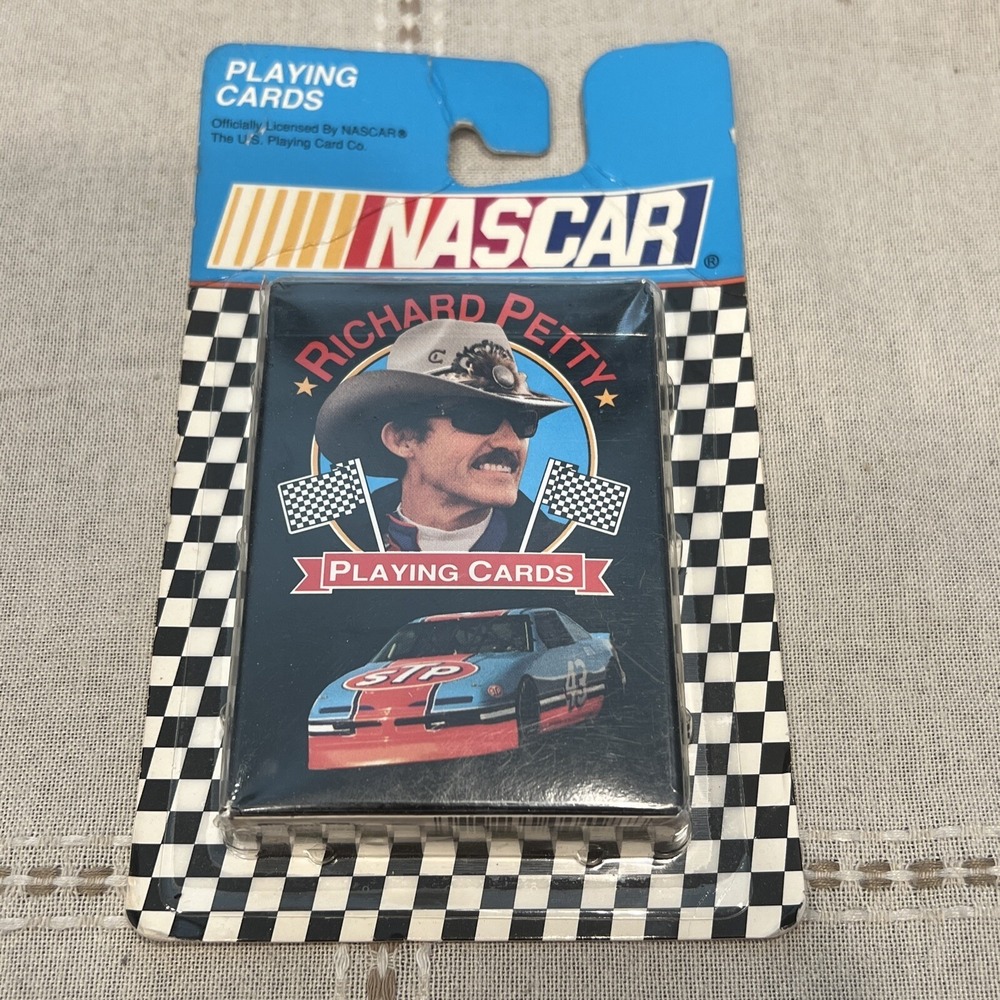 NASCAR RICHARD PETTY COLLECTIBLE PLAYING CARDS NIB